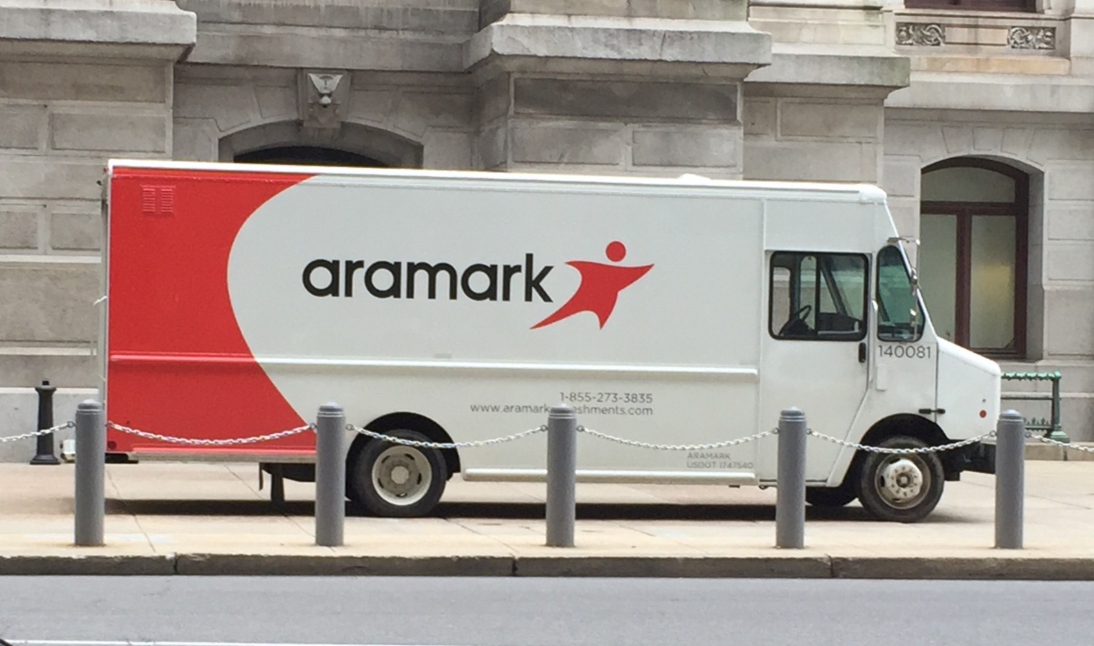 Student Government President to Re-Evaluate Aramark As Food Vendor