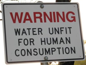 Students drink water from sinks, as lack of water fountains on south campus remains unsolved.